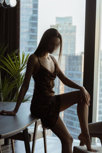 Арина - Индивидуалка СПб, размер груди 2, метро Московская